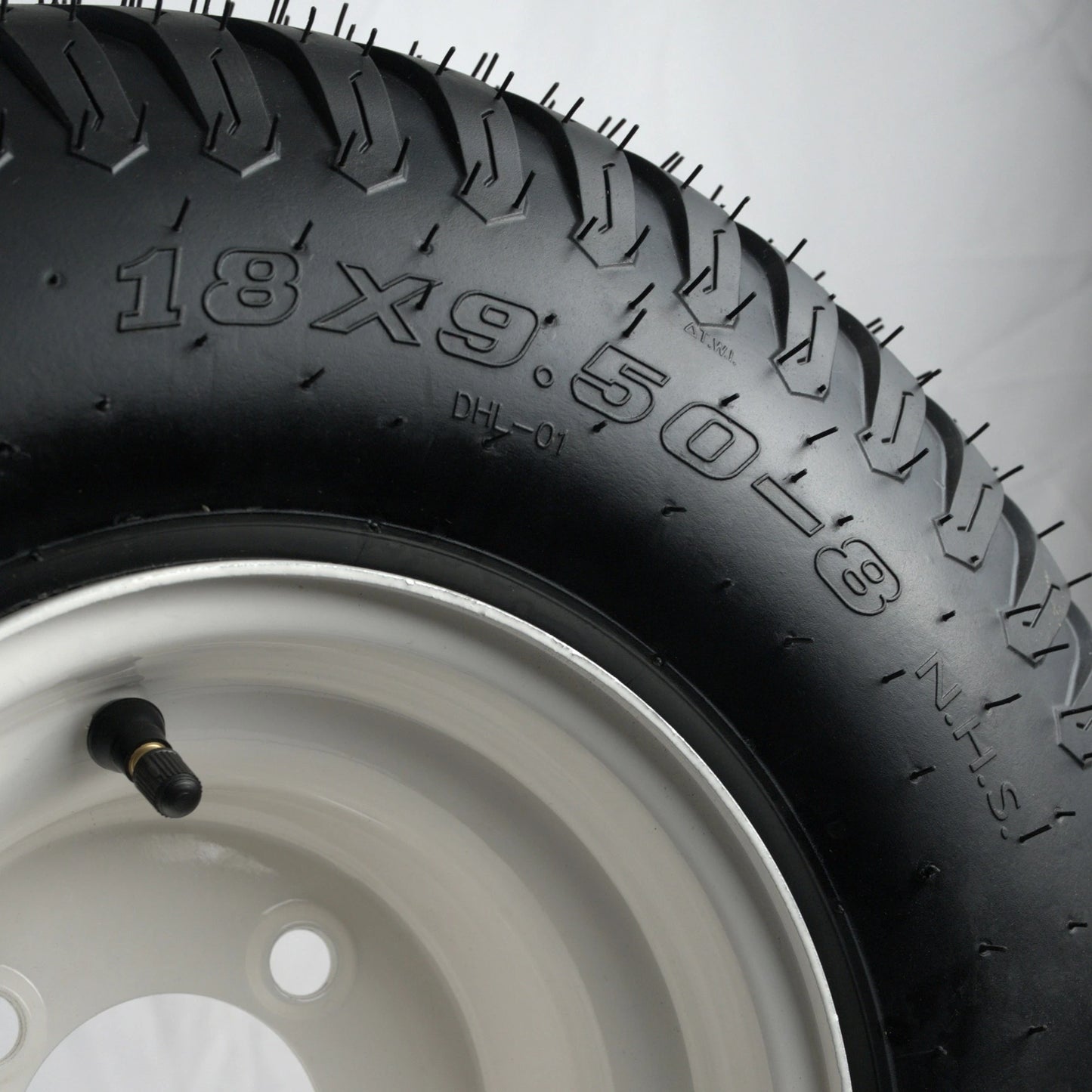 18x9 50 8 tire