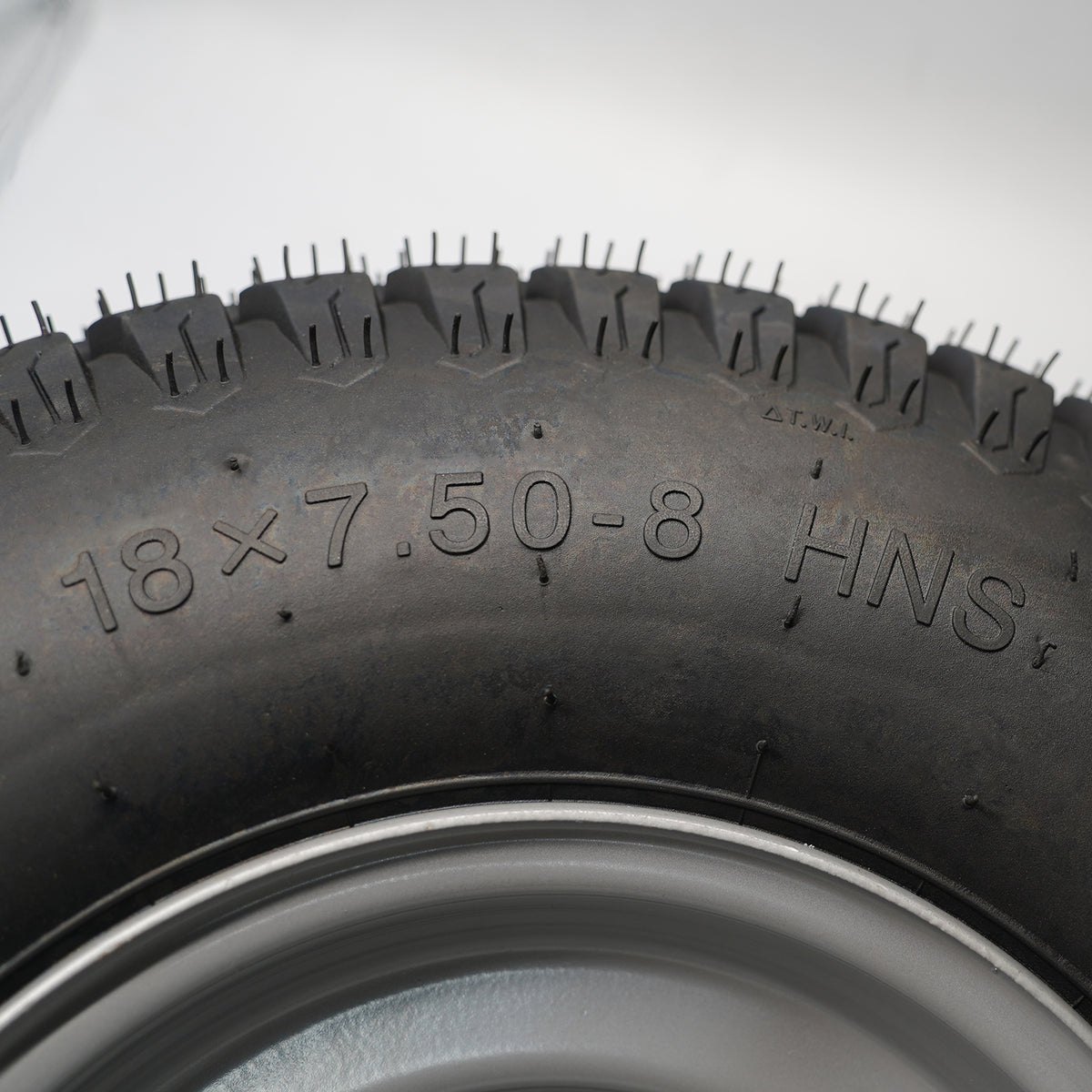 18x7.50-8 Lawn Mower Tires with Rim, 18 inch Tire & Wheel, Tubeless, 4PR | Set of 2, Replacement for Toro TimeCutter & more Models